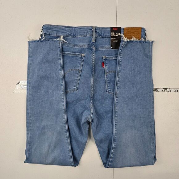 Levi's 721 High Rise Skinny Jeans Light Wash Raw Hem Size 32 4290 NWT - Picture 3 of 11